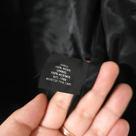 Vintage ANNE KLEIN Single Breasted Short Peacoat in Dark Charcoal, 100% Wool - Picture 11 of 14